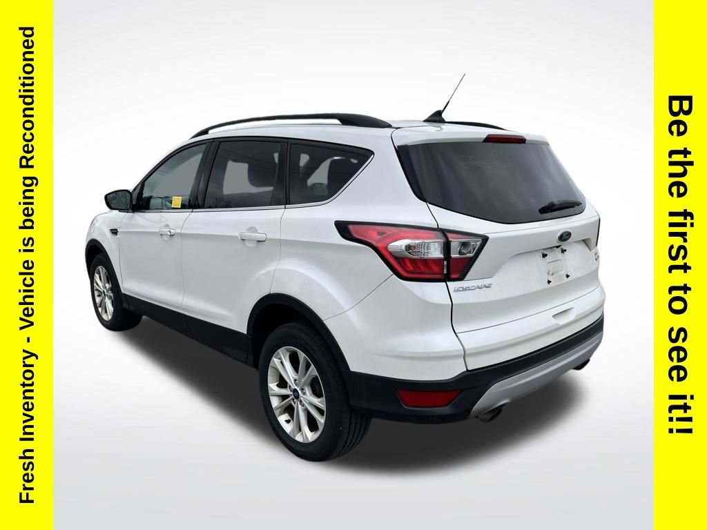 Used 2018 Ford Escape SEL AWD/4WD image 3