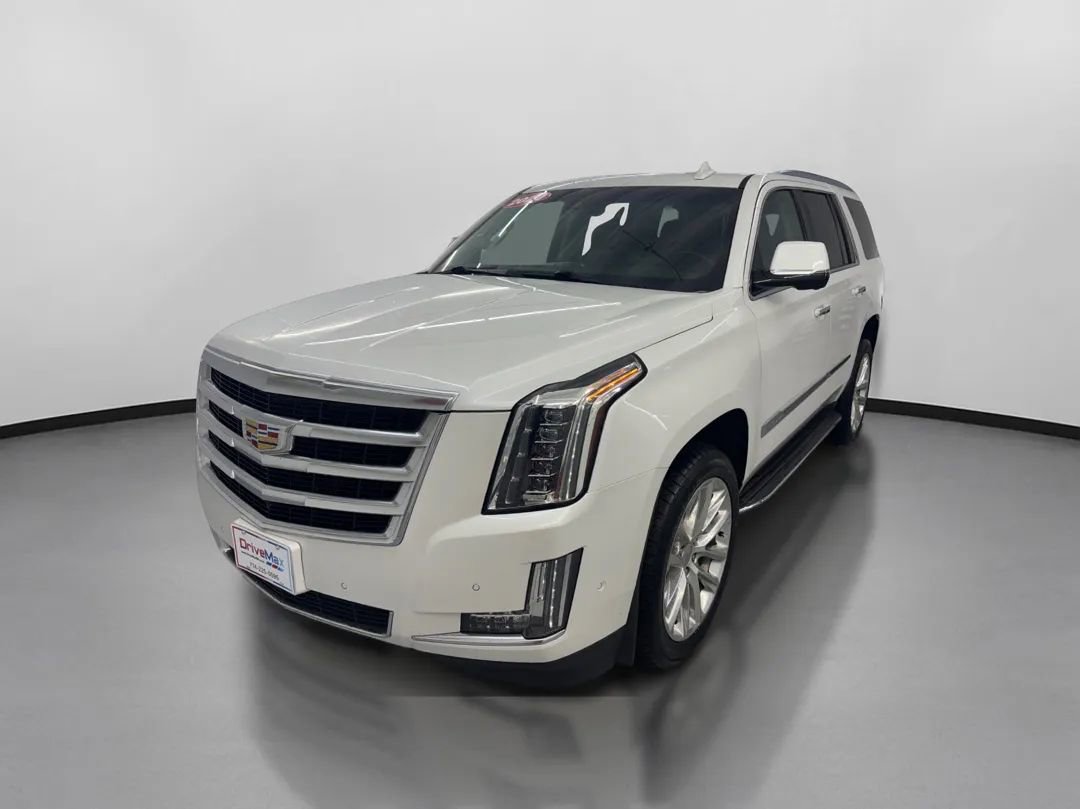 Used 2020 Cadillac Escalade Luxury image 4