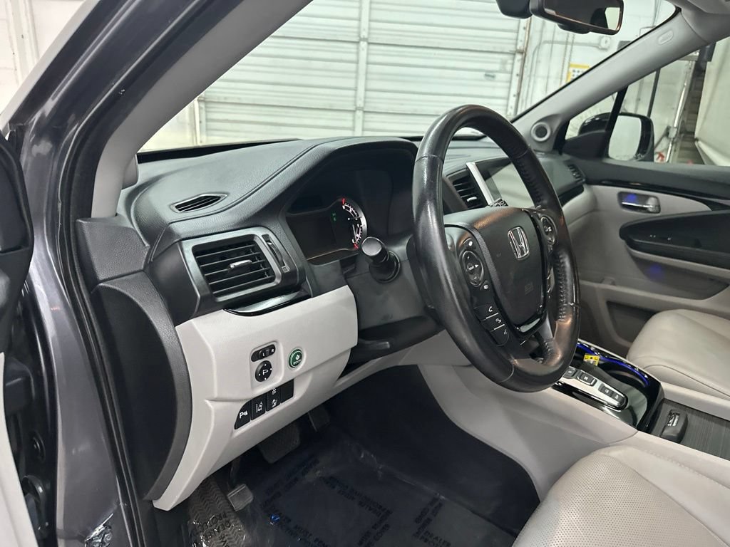 Used 2018 Honda Pilot Elite image 13