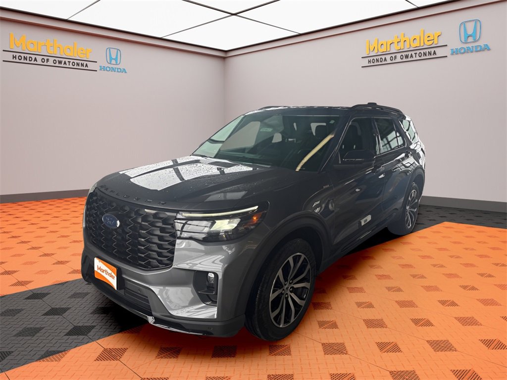 Used 2025 Ford Explorer ST-Line