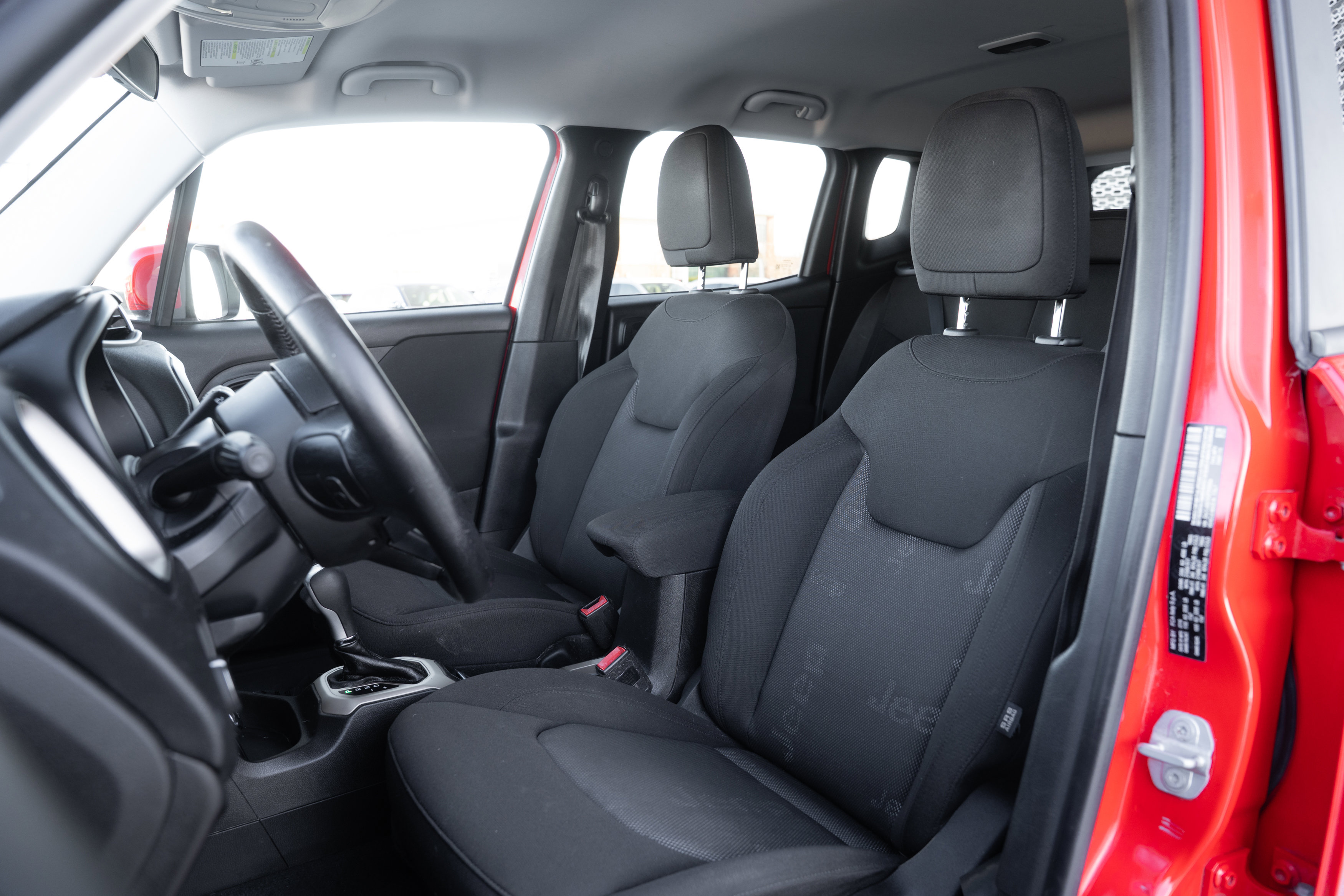 Used 2016 Jeep Renegade Latitude w/ Safety & Security Group image 20