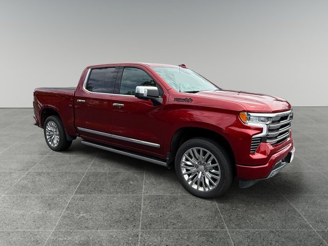 Used 2025 Chevrolet Silverado 1500 High Country w/ High Country Premium Package AWD/4WD image 7