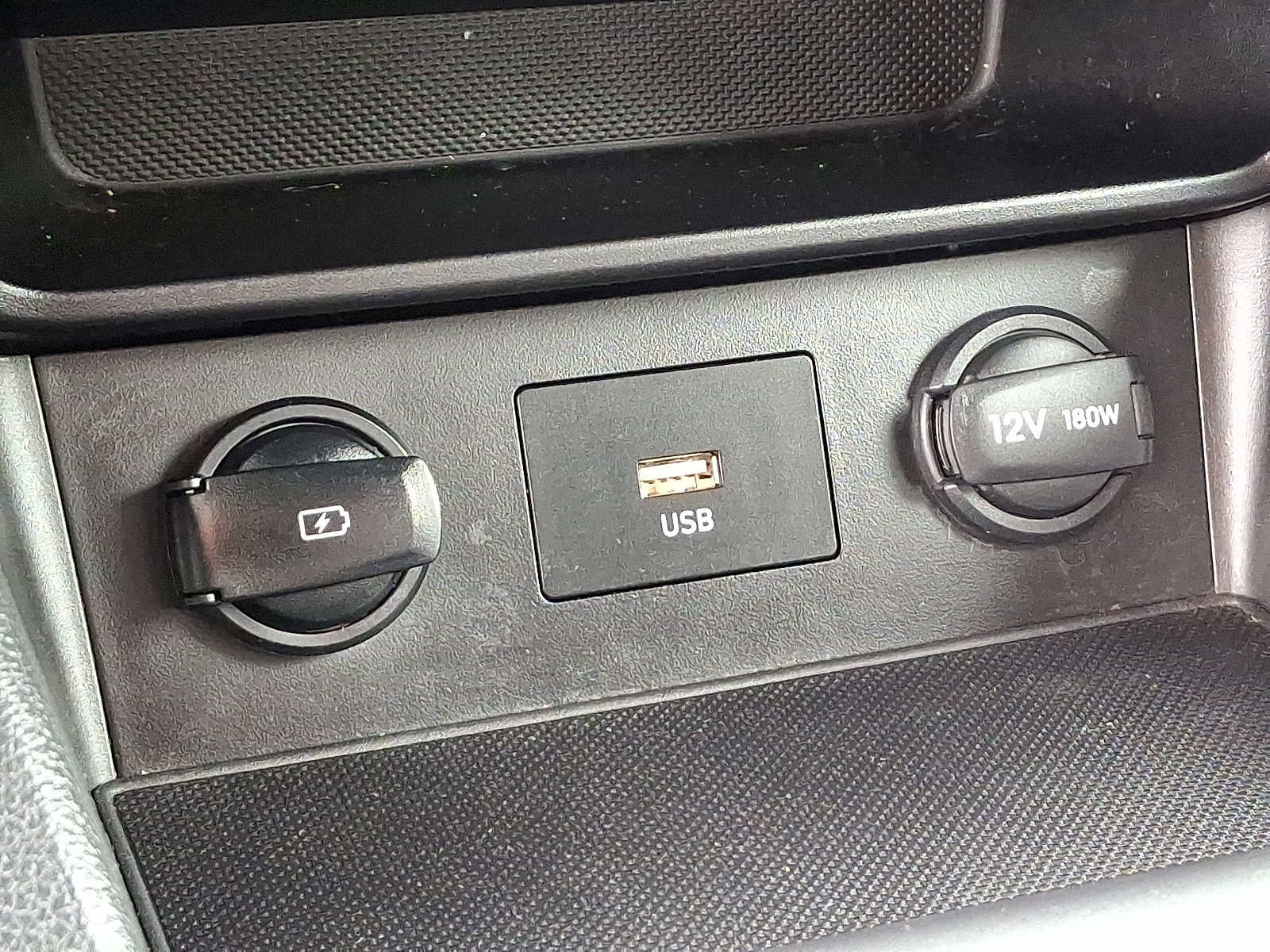 Used 2023 Hyundai Kona SEL image 25