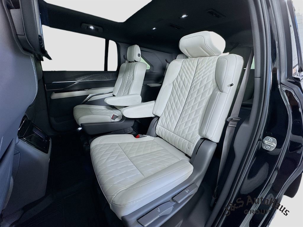 Used 2025 Cadillac Escalade IQ Sport 1 image 27