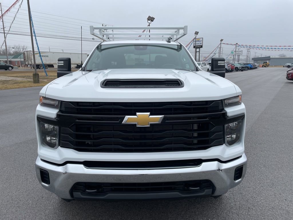 Used 2024 Chevrolet Silverado 2500 W/T w/ WT Convenience Package image 2