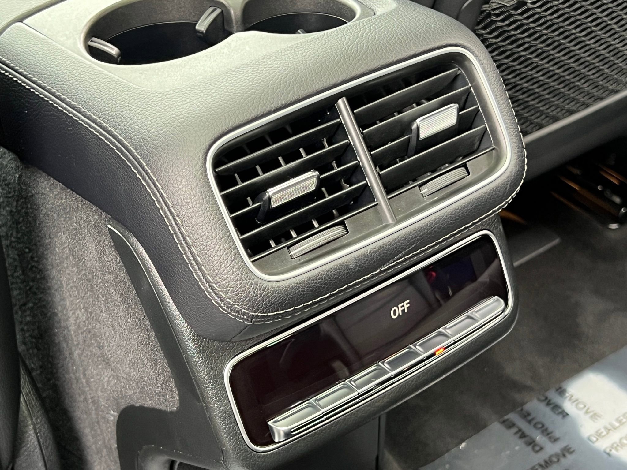 Used 2024 Mercedes-Benz GLS 450 4MATIC image 18