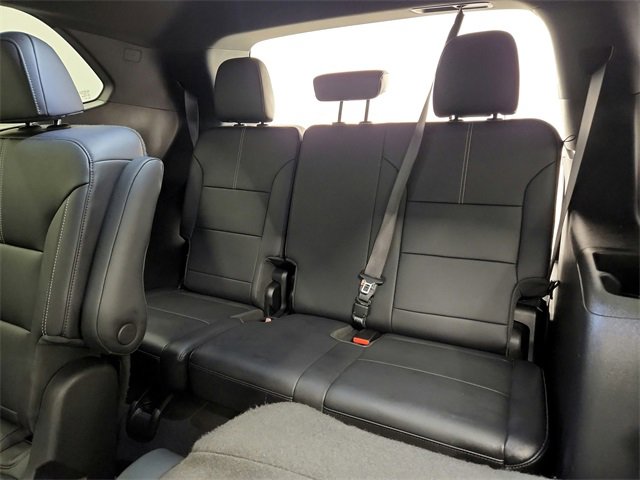 Used 2024 GMC Acadia Elevation image 30