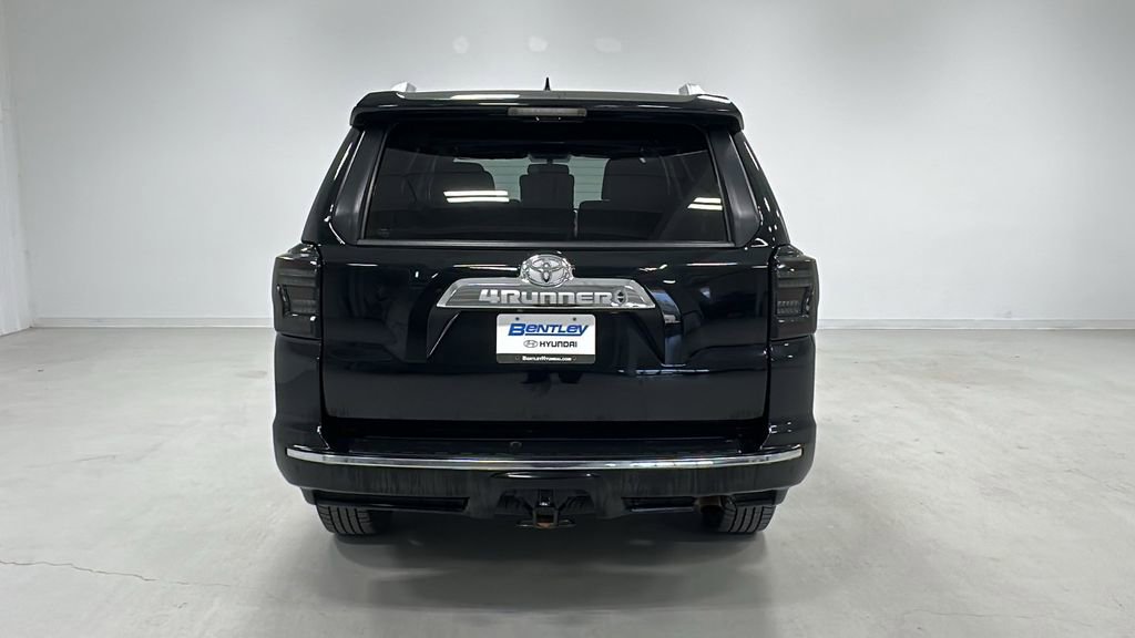 Used 2018 Toyota 4Runner Limited image 4