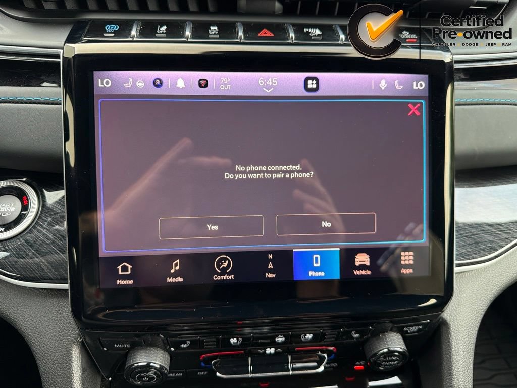 Certified 2022 Jeep Grand Cherokee Trailhawk w/ Advanced Protech Group II AWD/4WD image 92