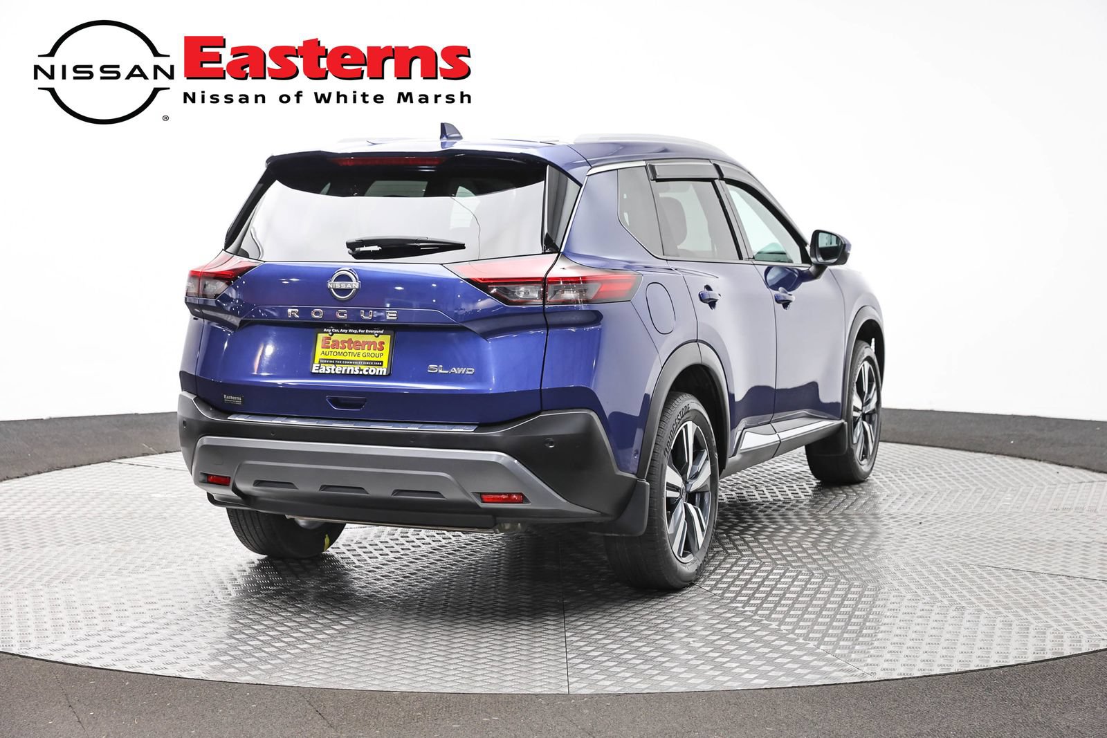 Used 2023 Nissan Rogue SL w/ SL Premium Package AWD/4WD image 5