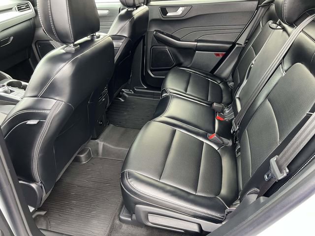 Used 2025 Ford Escape Platinum image 26