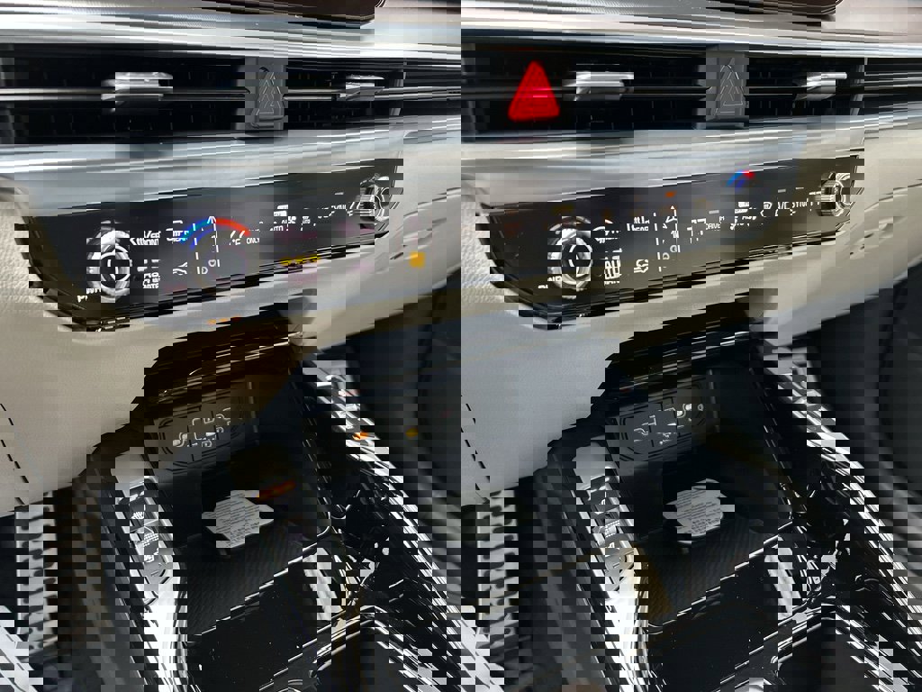 New 2026 Kia Sorento SX Prestige image 24