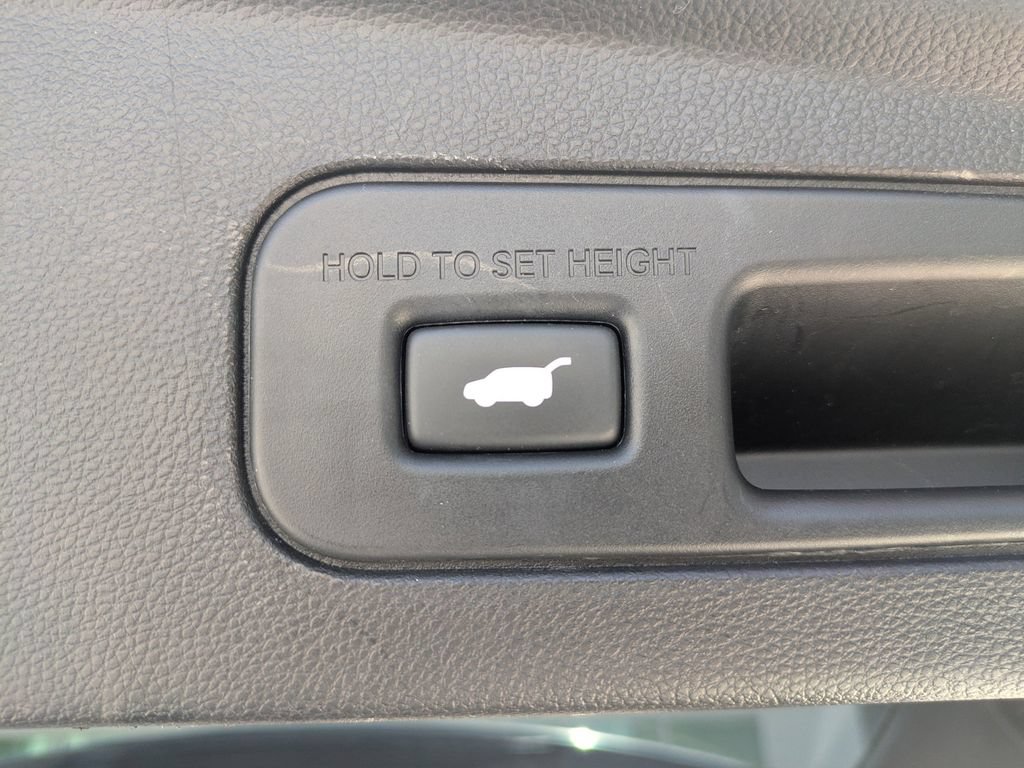 Used 2022 Acura MDX FWD w/ Technology Package image 14