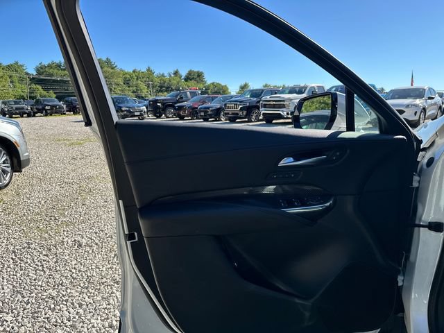 Used 2024 Cadillac XT4 Sport AWD/4WD image 27