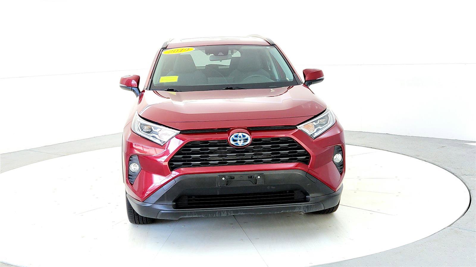 Certified 2019 Toyota RAV4 XLE w/ Convenience Package image 8