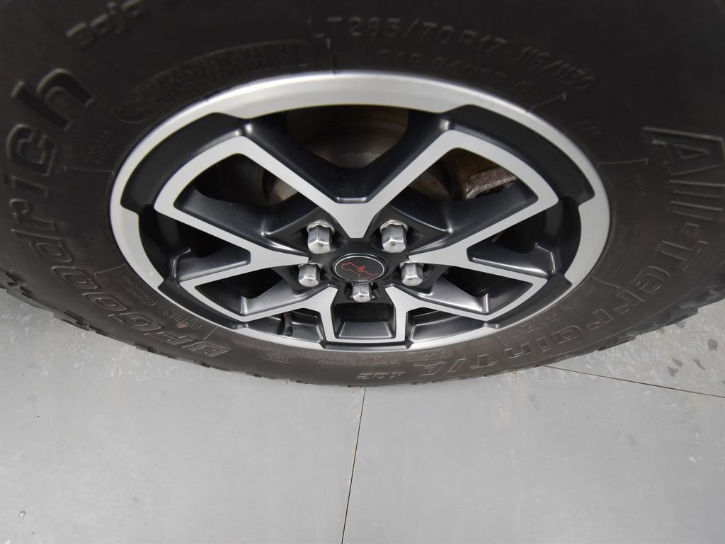 Used 2024 Jeep Wrangler Unlimited Rubicon w/ Convenience Group image 9