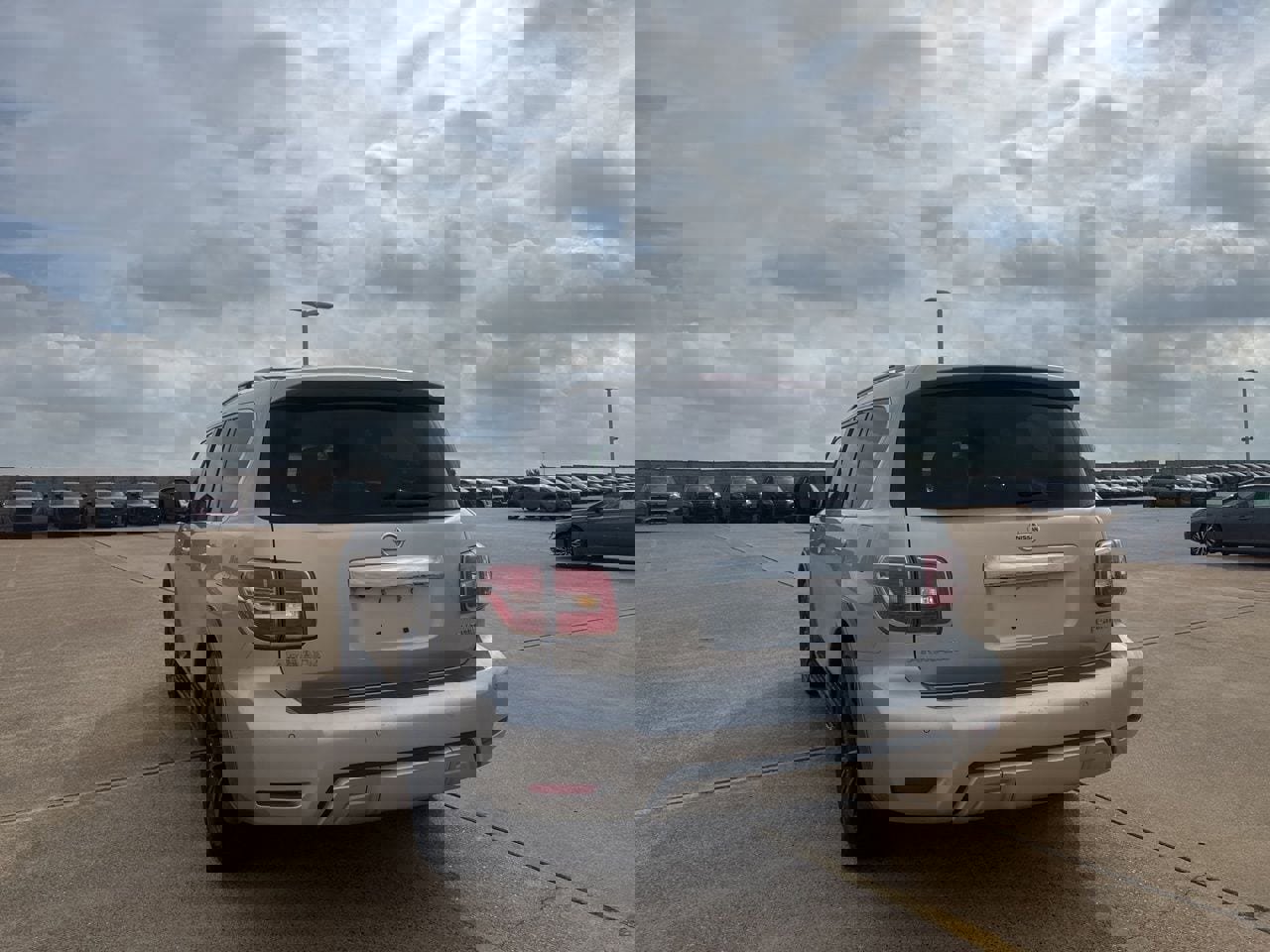 Used 2017 Nissan Armada Platinum image 16