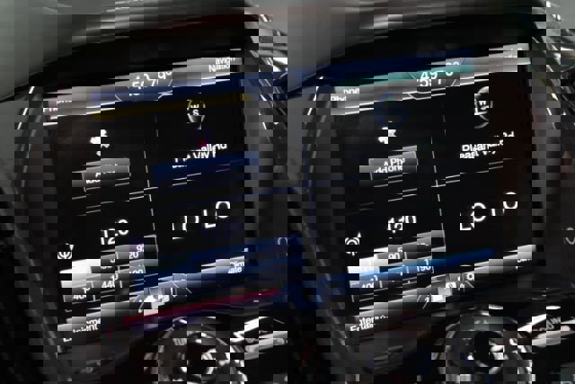 Used 2014 Ford C-MAX Energi SEL w/ Equipment Group 303A FWD image 19