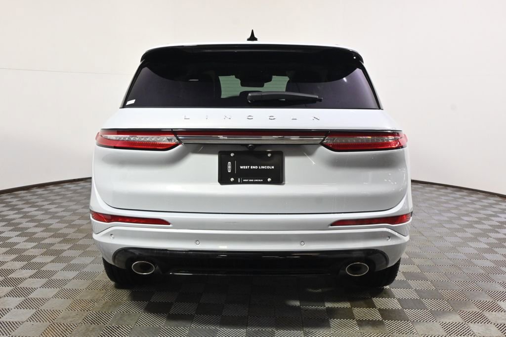 New 2026 Lincoln Corsair Reserve w/ Jet Appearance Package AWD/4WD image 5