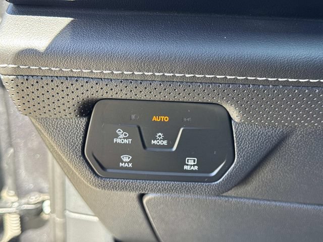 Certified 2024 Volkswagen Atlas SE w/ Panoramic Sunroof Package FWD image 19