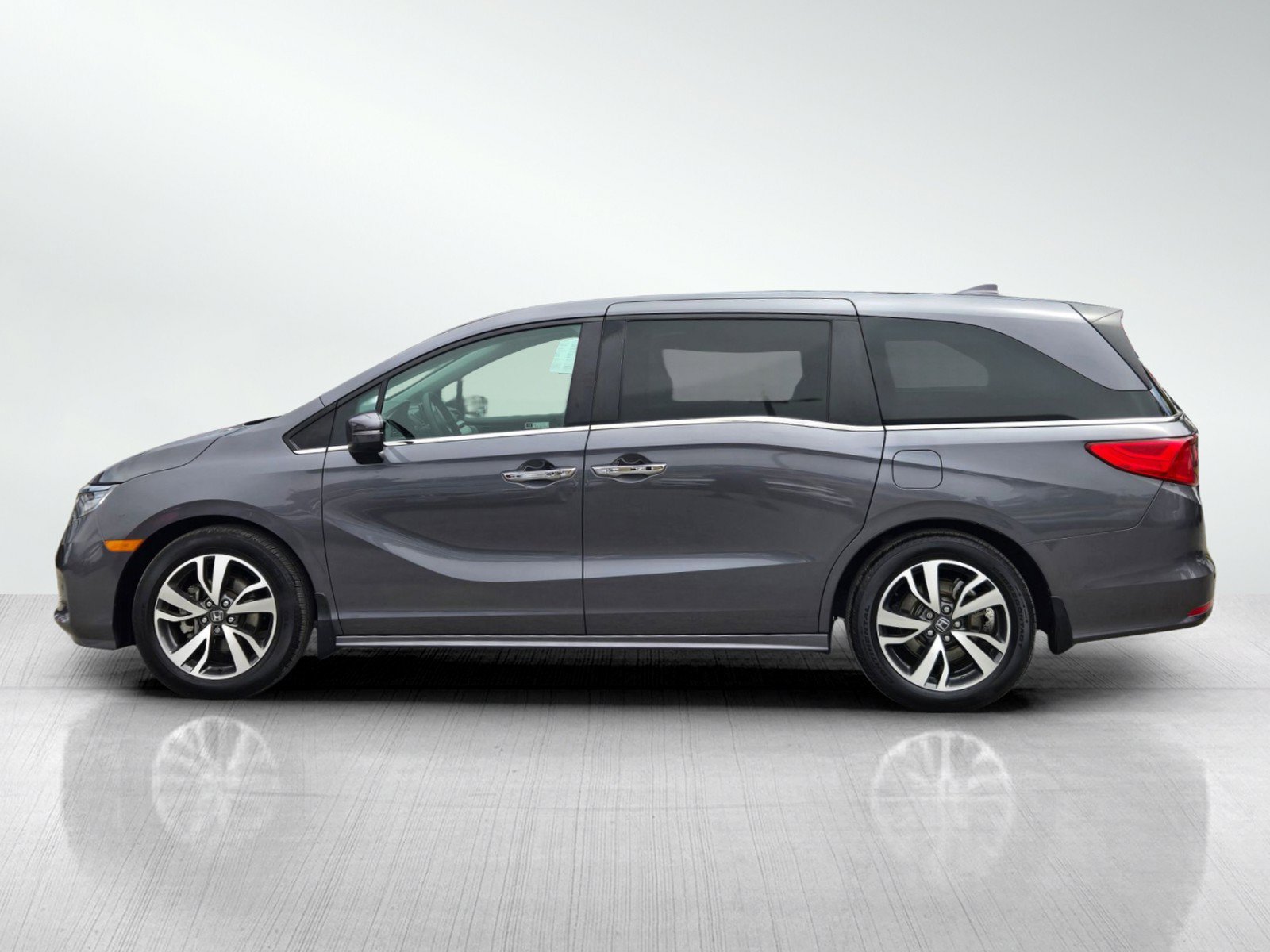 Used 2023 Honda Odyssey Touring image 7
