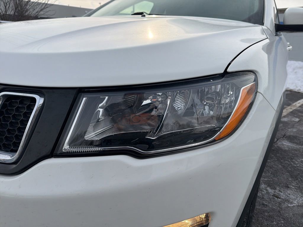 Used 2019 Jeep Compass Latitude w/ Popular Equipment Group image 9