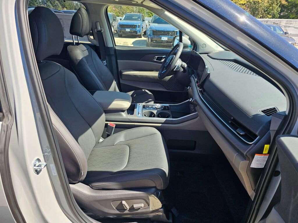 New 2026 Kia Carnival SX image 32