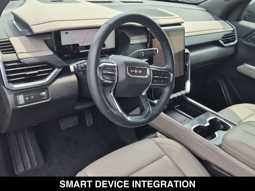 Used 2024 GMC Acadia Elevation FWD image 2