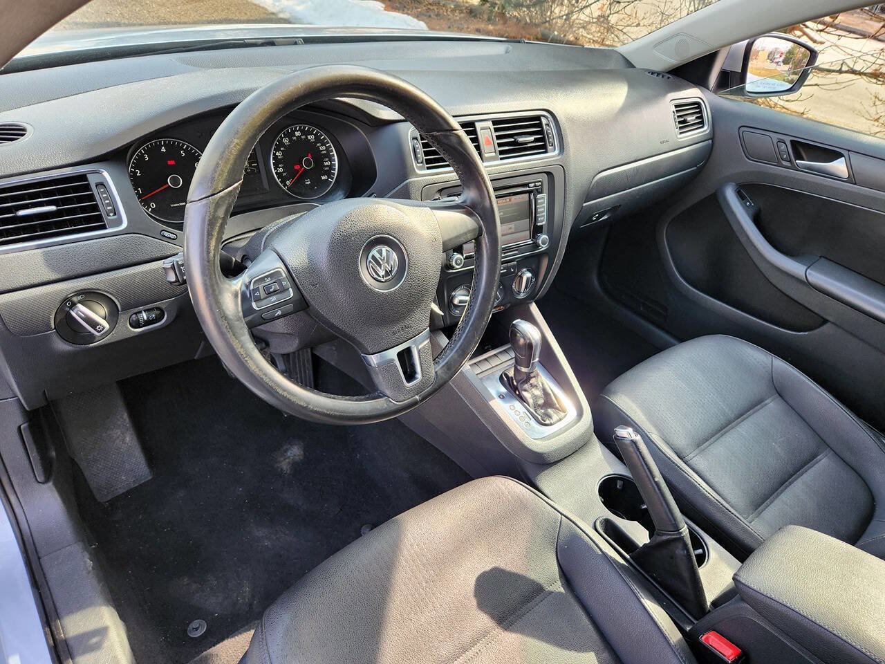 Used 2012 Volkswagen Jetta SE image 30