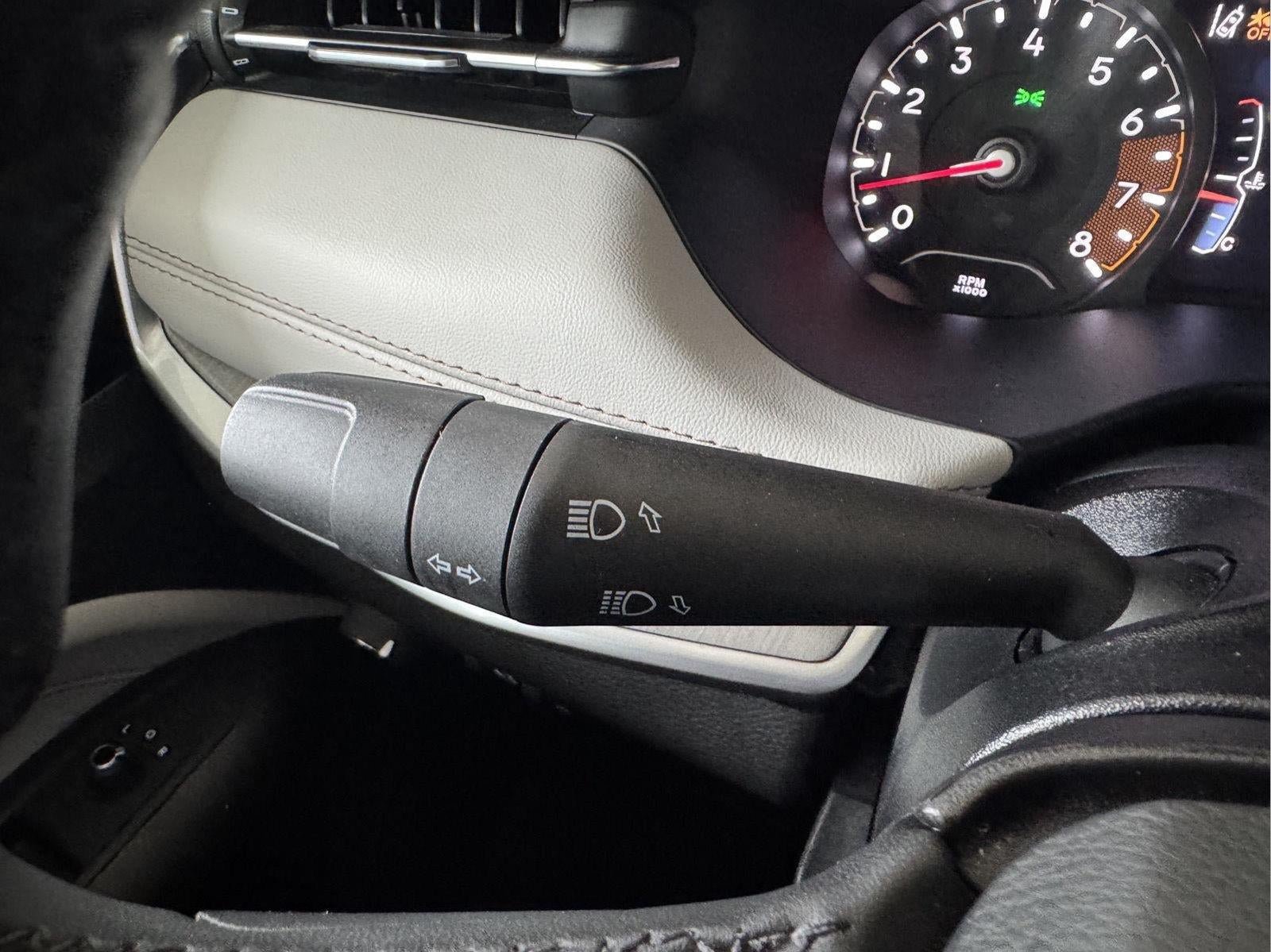 Used 2025 Jeep Compass Limited AWD/4WD image 13