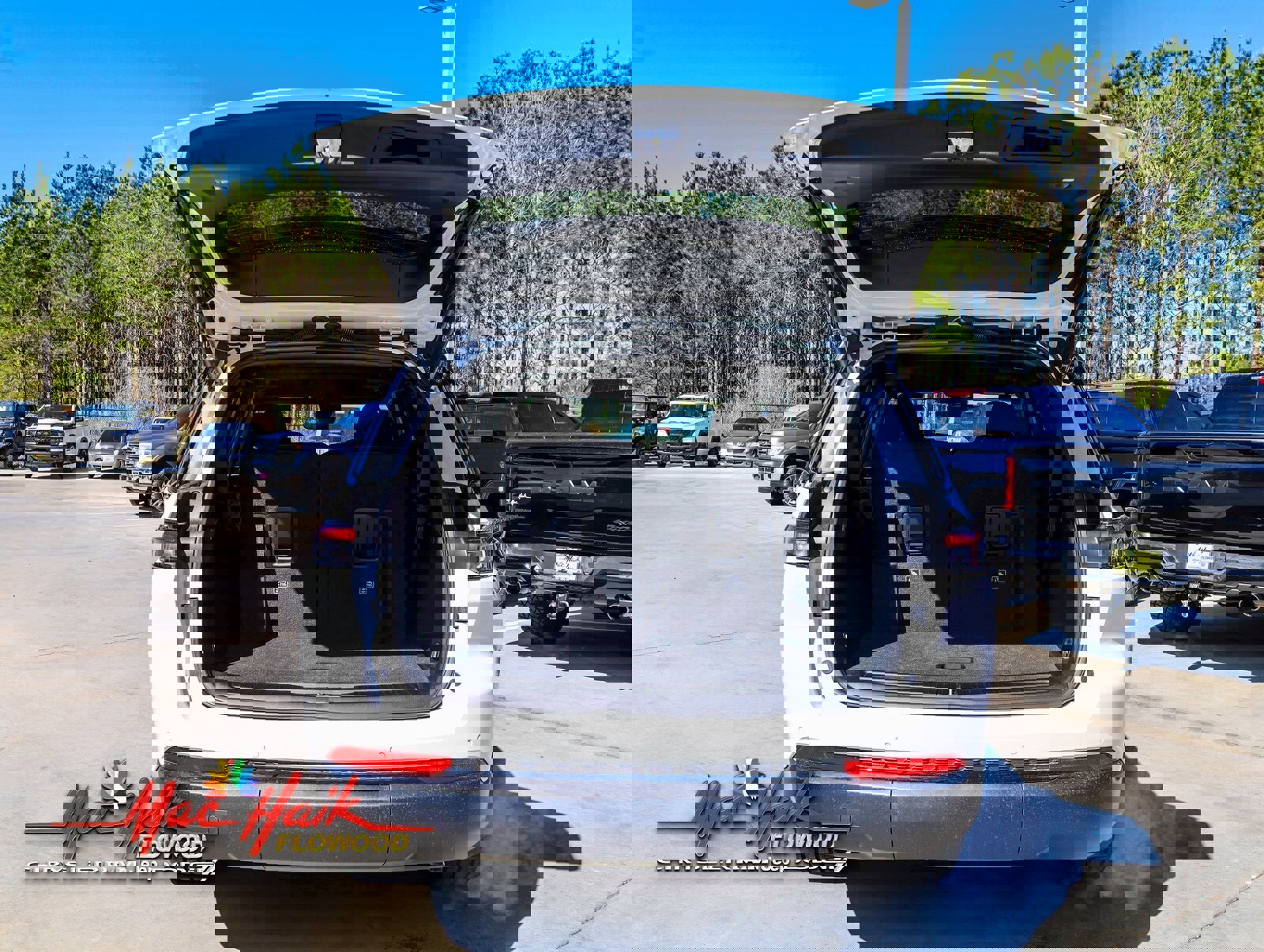 Used 2025 Jeep Grand Cherokee L Altitude image 7