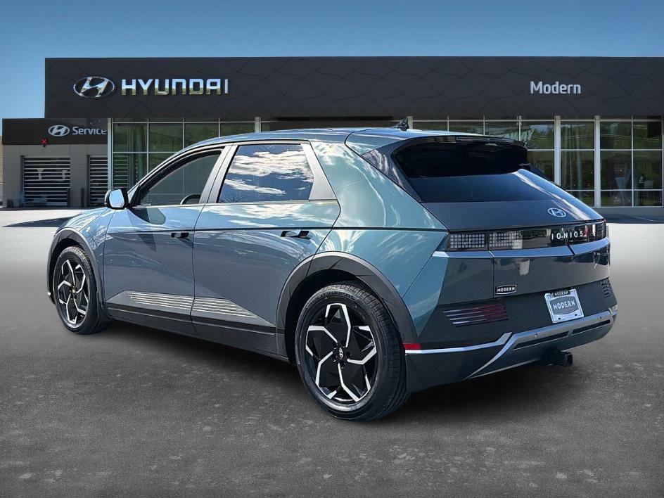 Used 2023 Hyundai Ioniq 5 SE image 4