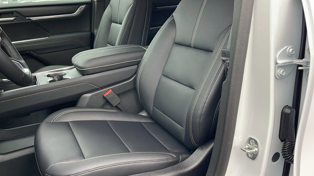 New 2026 GMC Acadia Elevation w/ Black Edition image 11