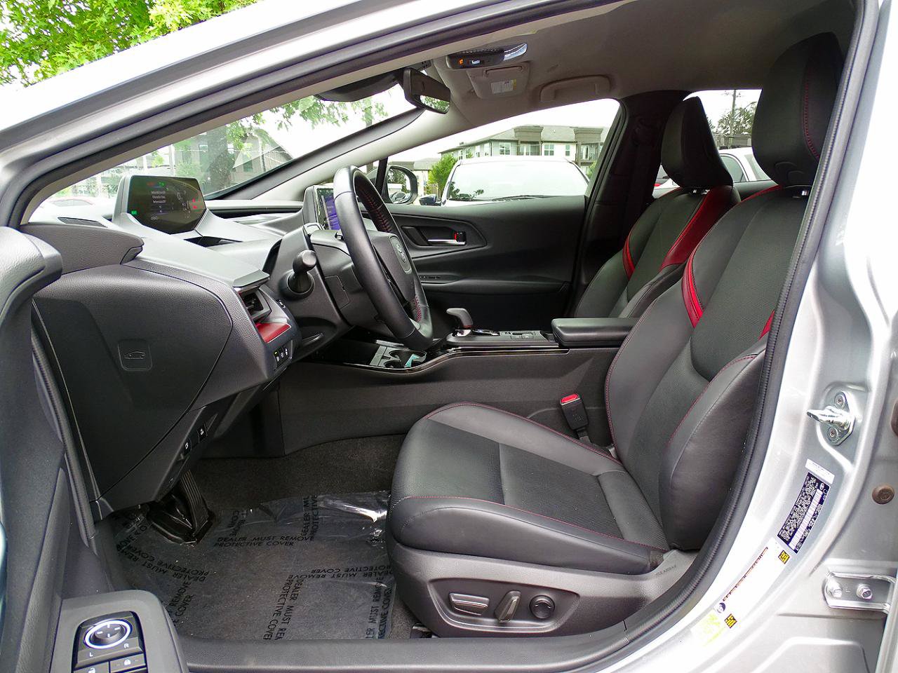 Used 2023 Toyota Prius Prime FWD image 23