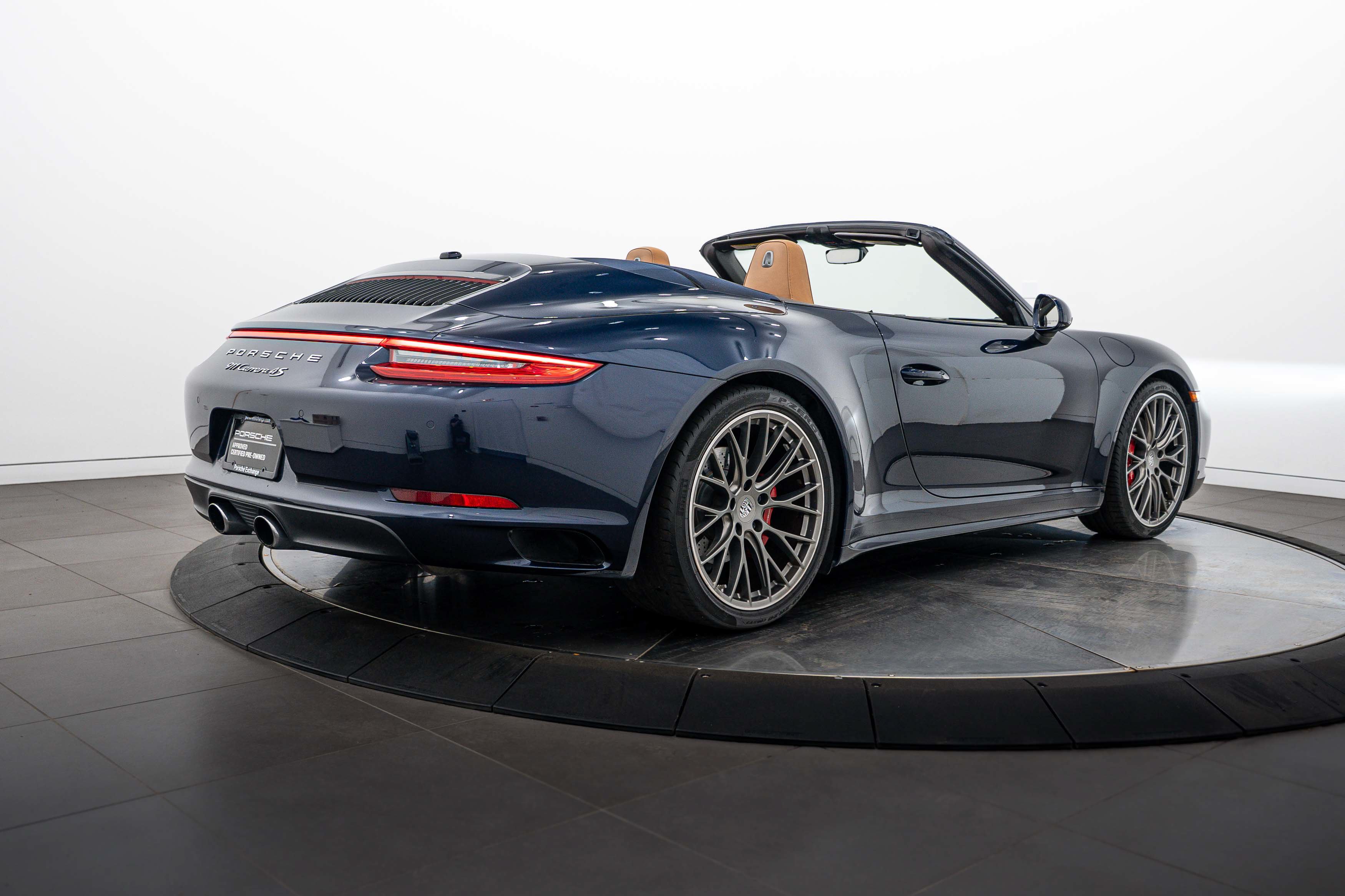 Certified 2017 Porsche 911 Carrera 4S AWD/4WD image 7