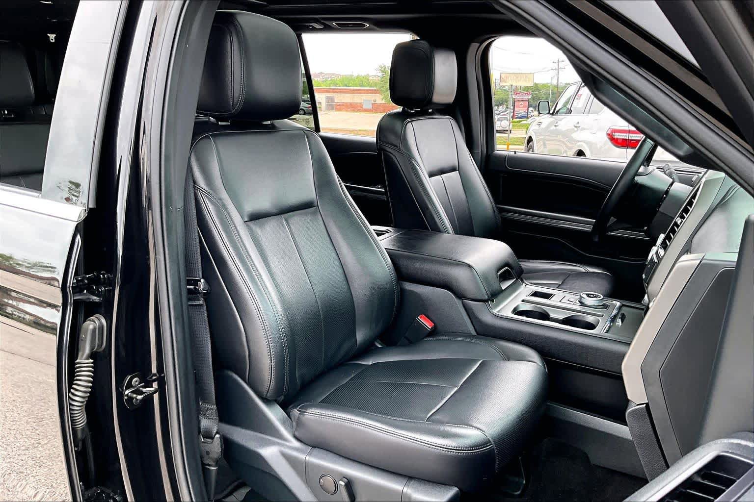 Used 2021 Ford Expedition Max XLT RWD image 9