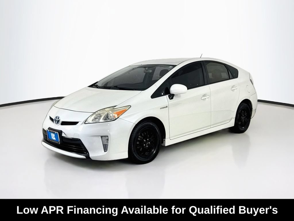 Used 2015 Toyota Prius Two FWD image 3
