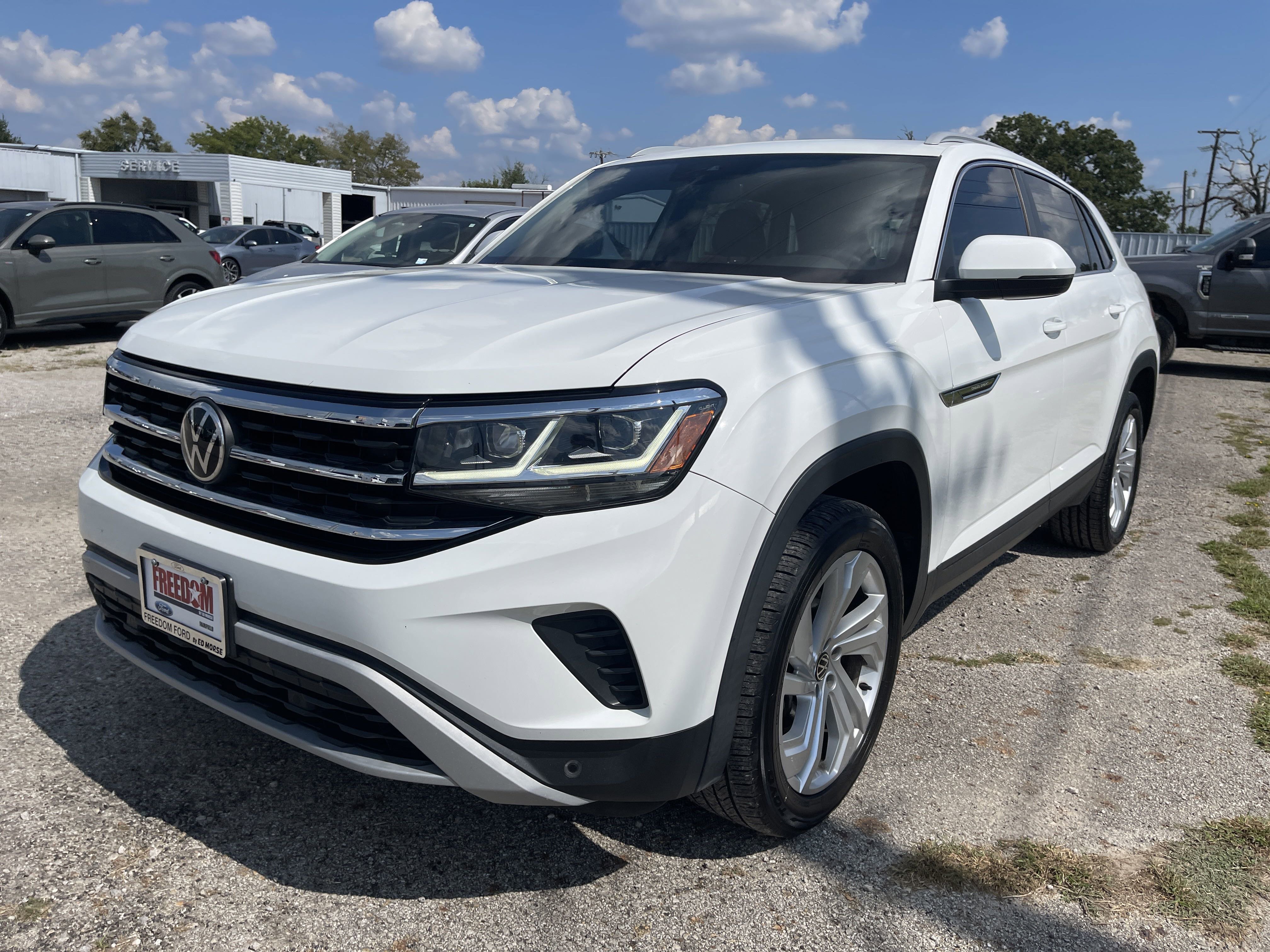 Used 2020 Volkswagen Atlas Cross Sport SEL image 8