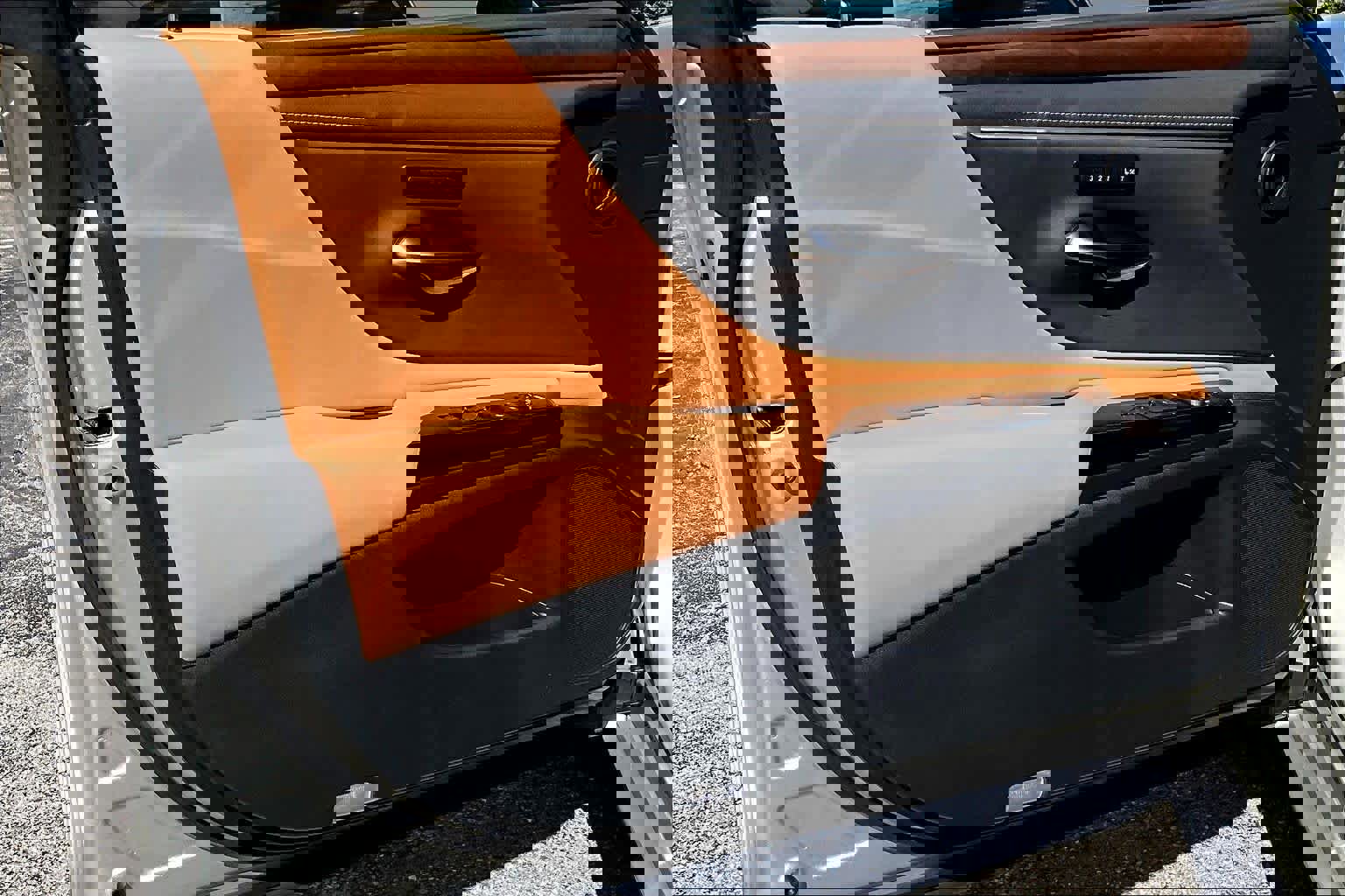 Used 2025 Lexus ES 350 w/ Premium Package image 26