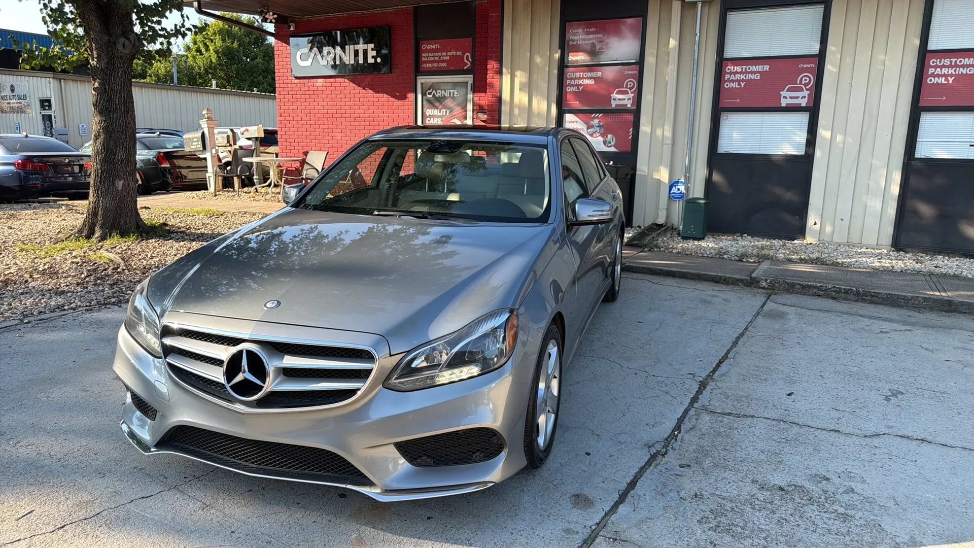 Used 2014 Mercedes-Benz E 350 4MATIC Sedan image 1