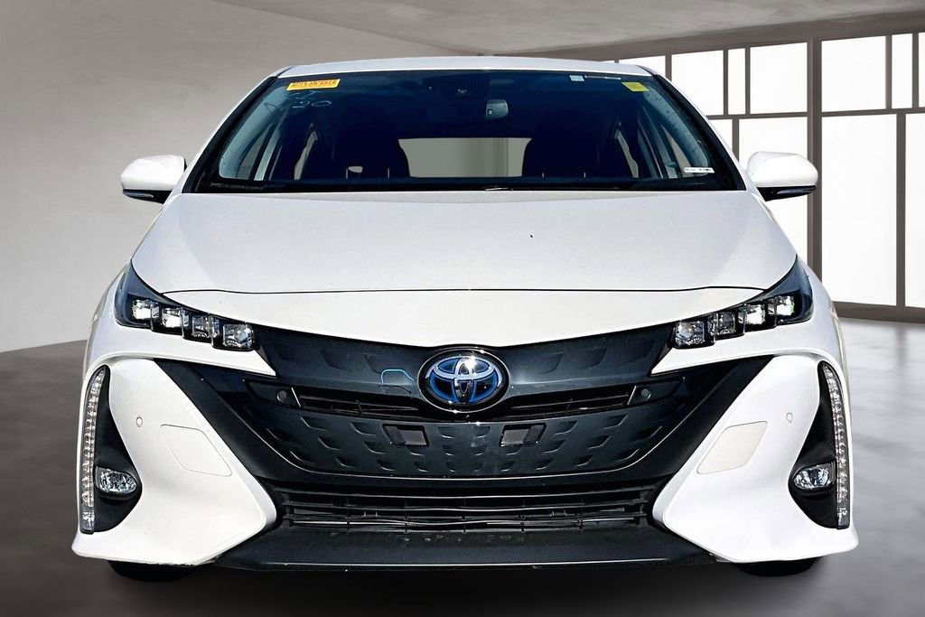 Used 2019 Toyota Prius Prime Advanced image 2