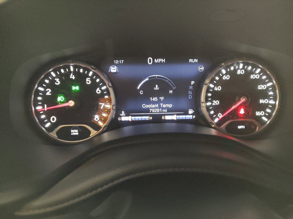 Used 2021 Jeep Renegade Latitude AWD/4WD image 23