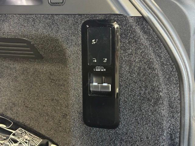 Used 2023 Land Rover Range Rover SE AWD/4WD image 19