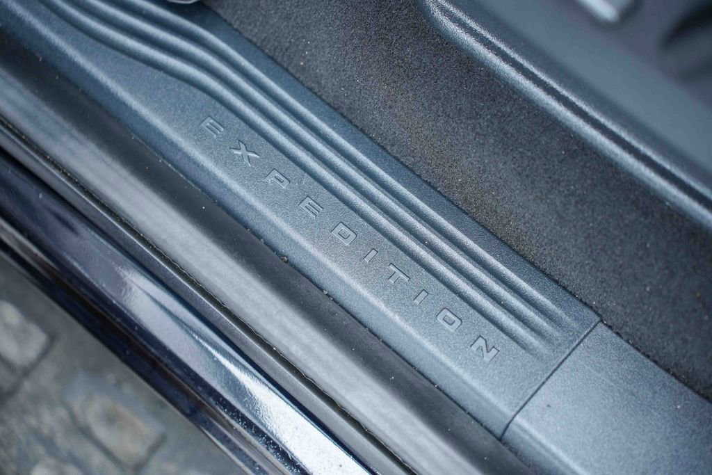 Used 2025 Ford Expedition Tremor image 51