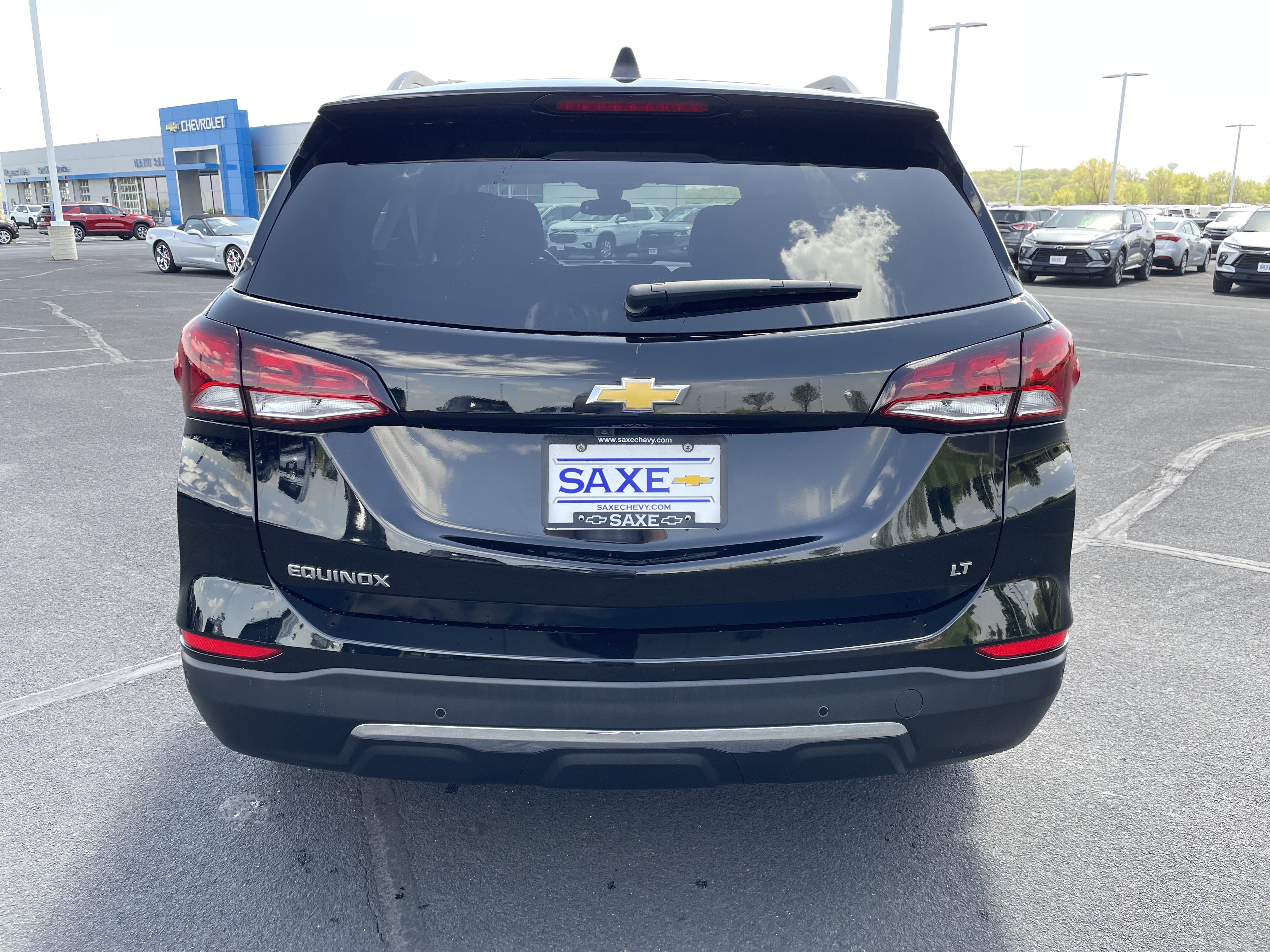 Used 2023 Chevrolet Equinox LT FWD image 4