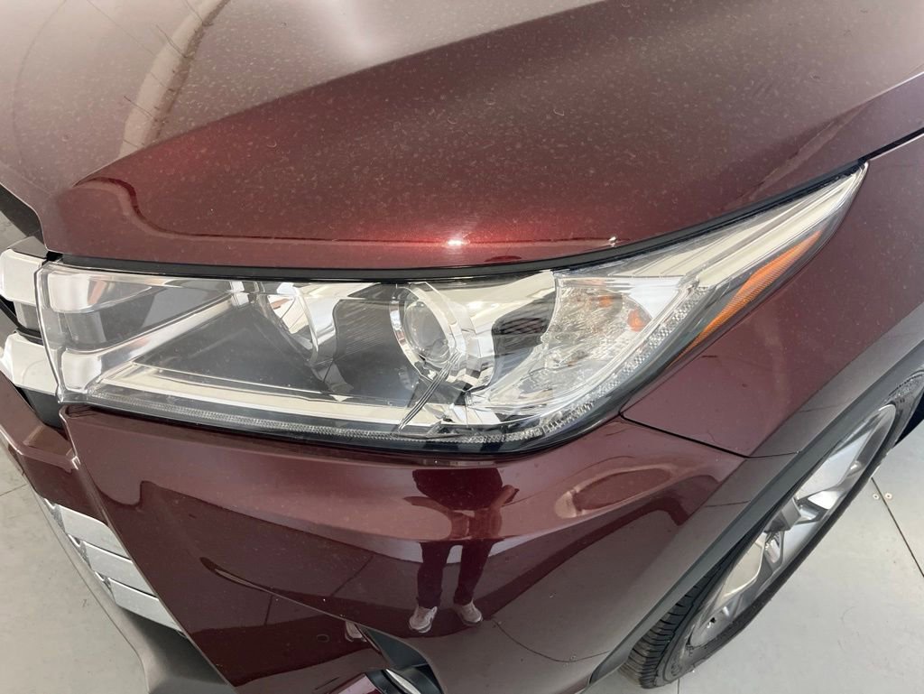 Used 2018 Toyota Highlander Limited Platinum AWD/4WD image 32