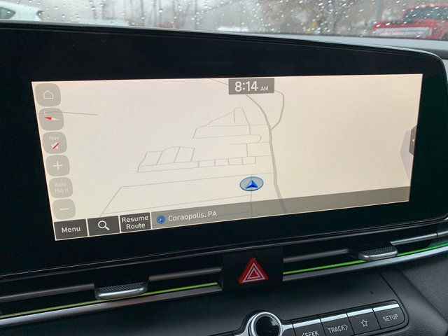 Used 2024 Hyundai Elantra Blue image 30