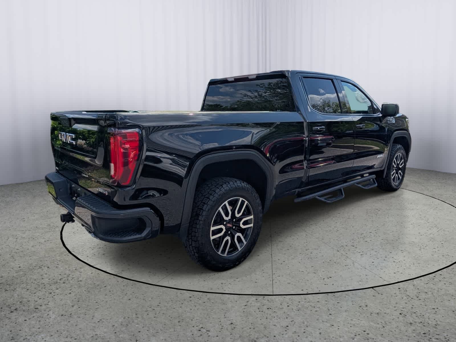 Certified 2021 GMC Sierra 1500 AT4 AWD/4WD image 3
