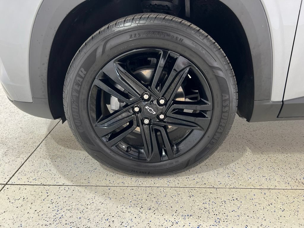 Used 2025 Chevrolet Trax ACTIV w/ Driver Confidence Package FWD image 29