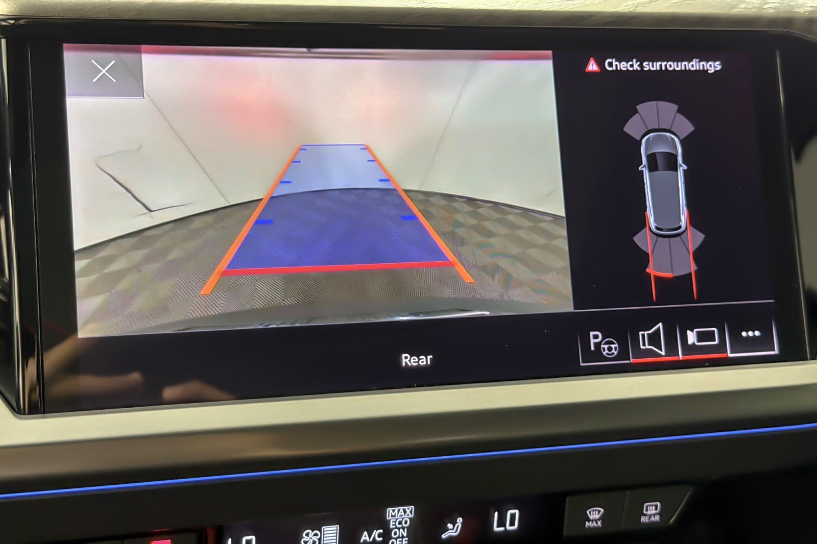 Certified 2023 Audi Q4 e-tron Premium w/ Premium Plus RWD image 19